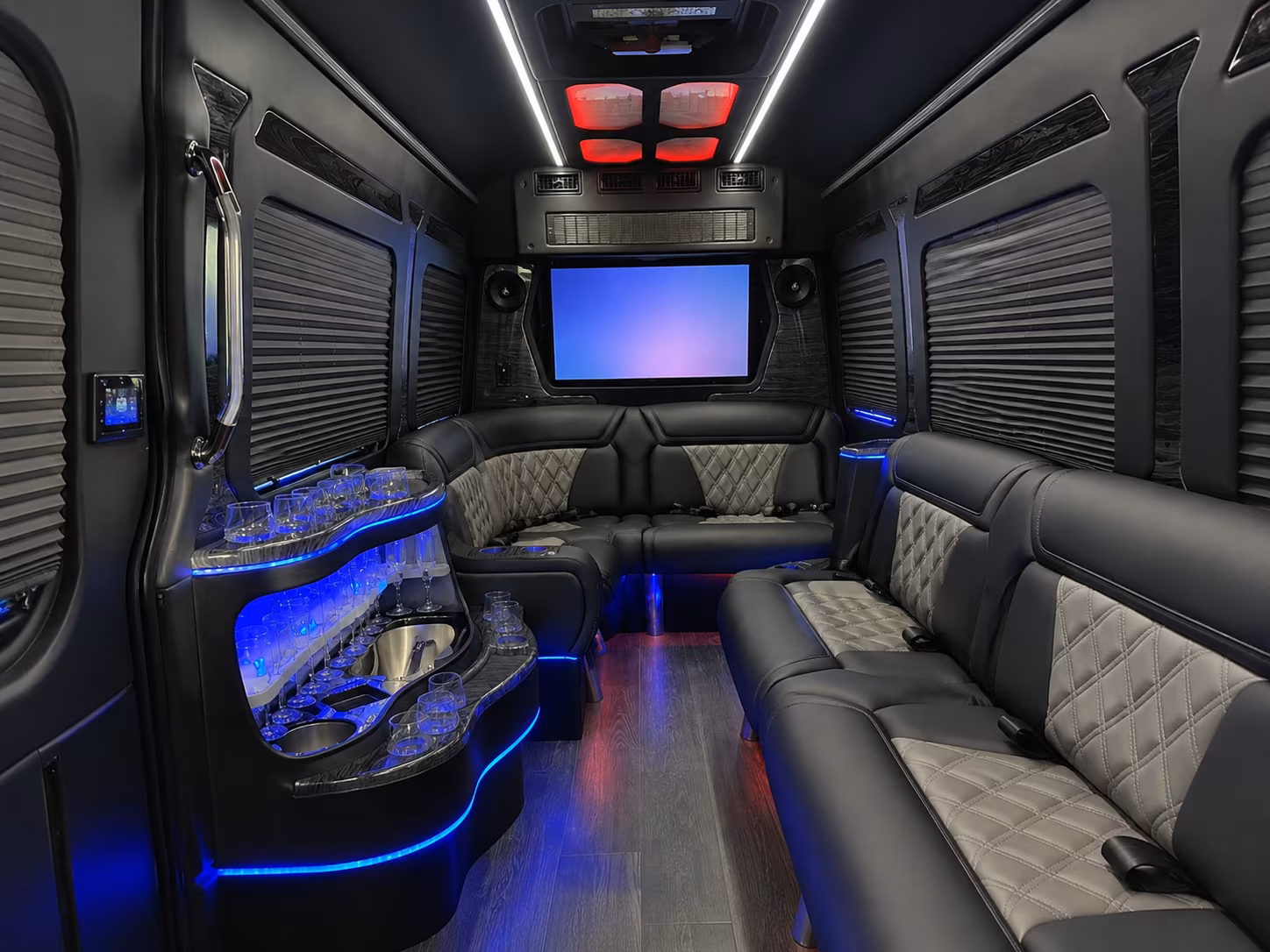 event and conference shuttle buses for temple employers