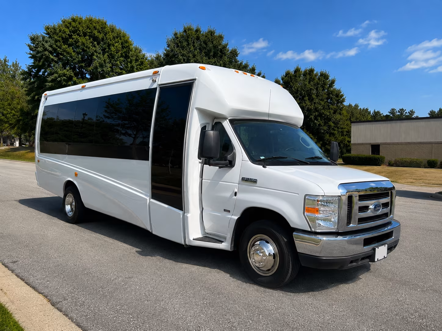 hotel to venue shuttle buses for temple corporate visitors and guests
