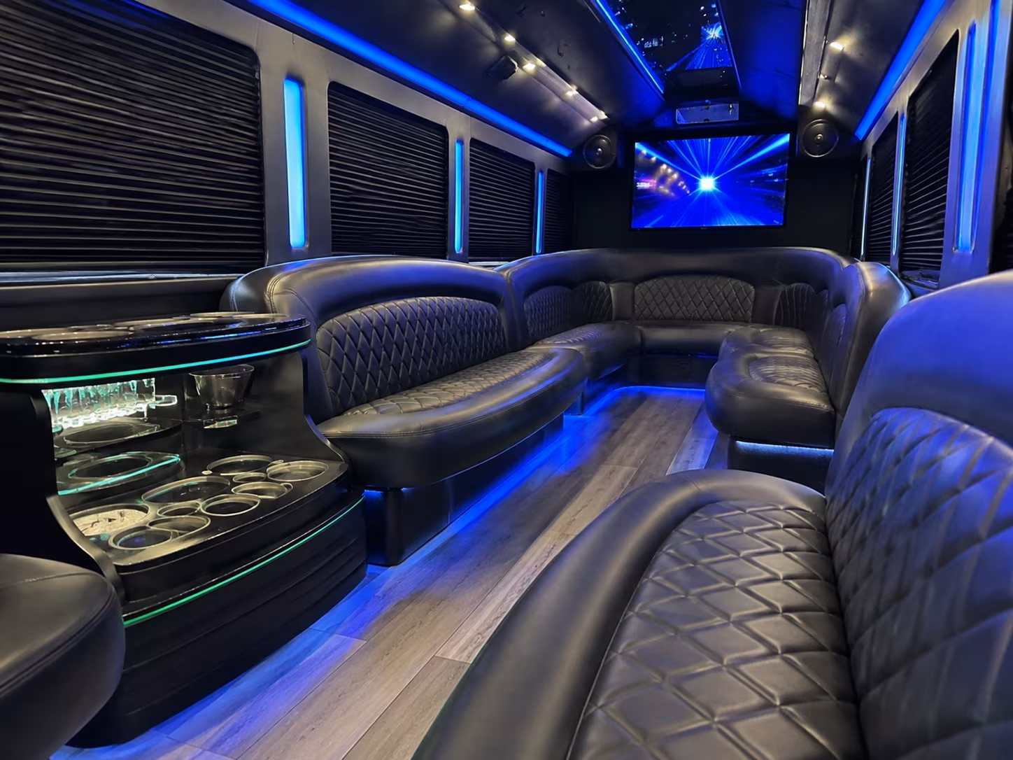 party bus rentals for temple high school prom night