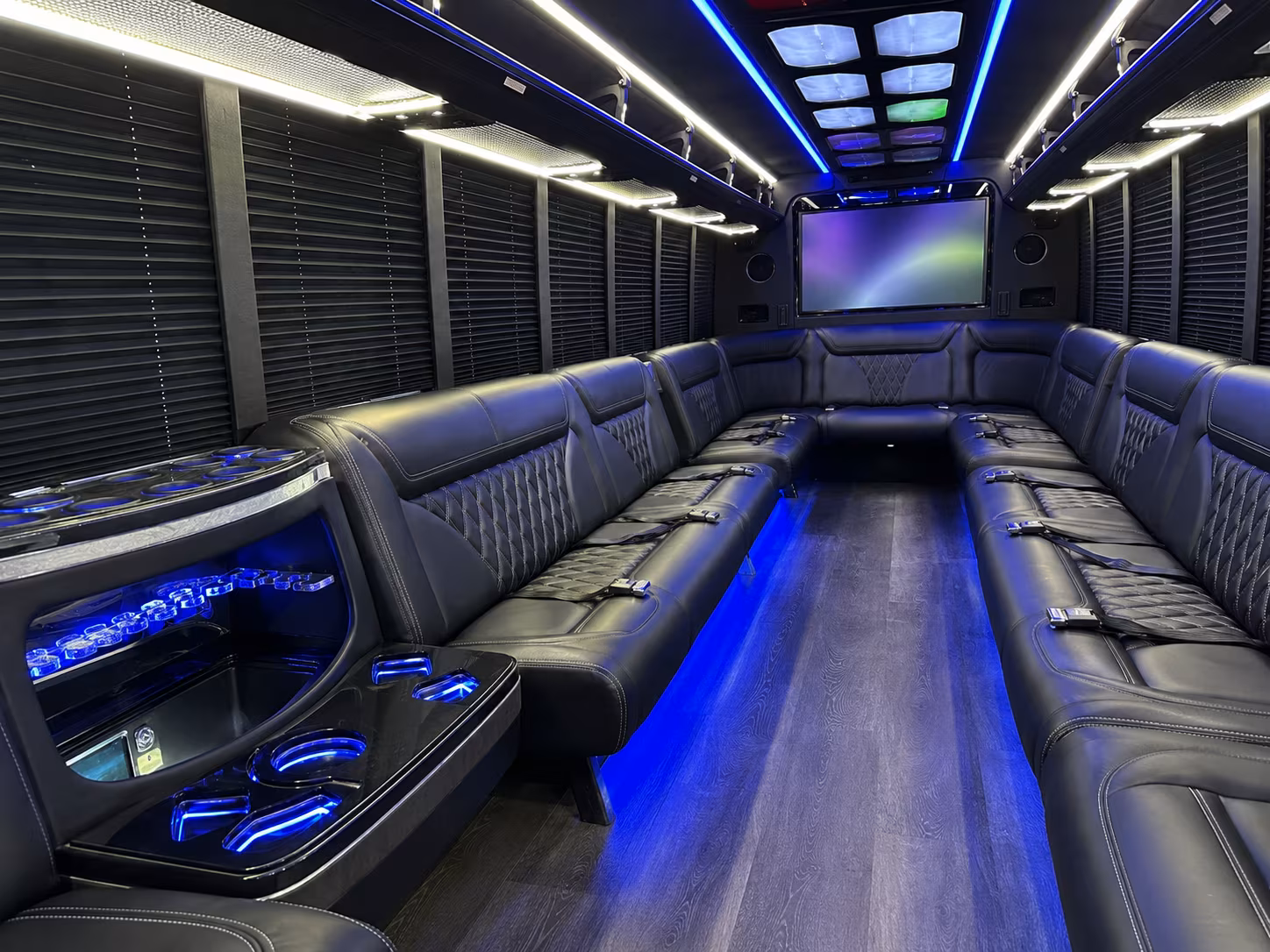 temple 20 passenger party bus inside