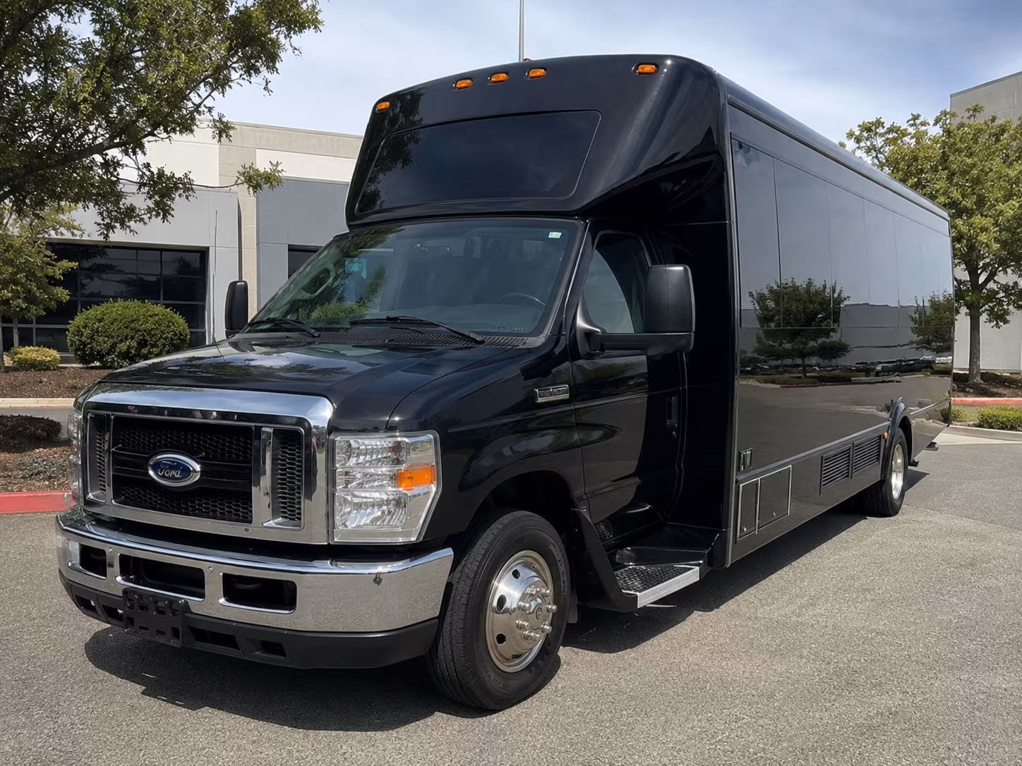 temple party bus