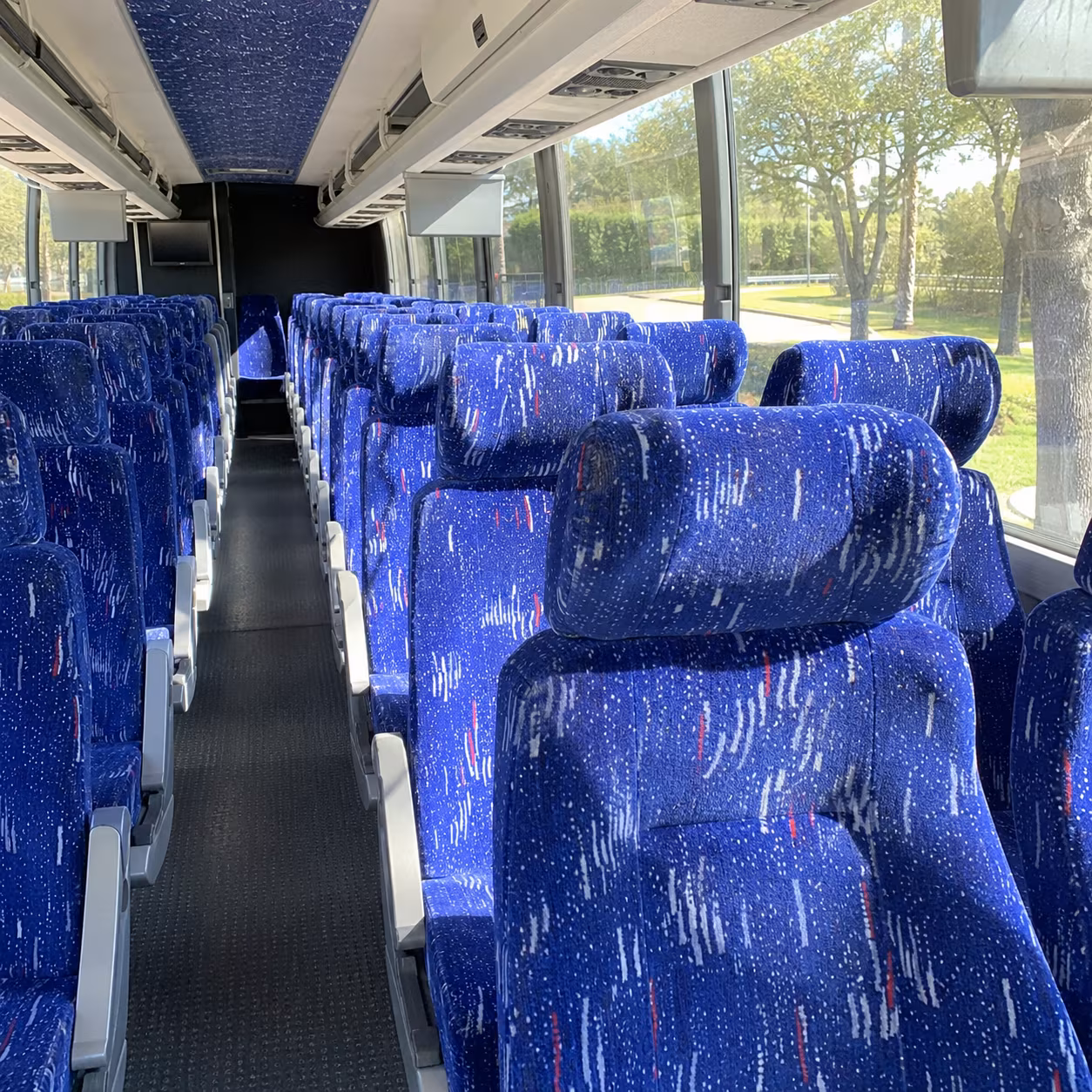 weekly worship shuttle buses for temple texas congregations